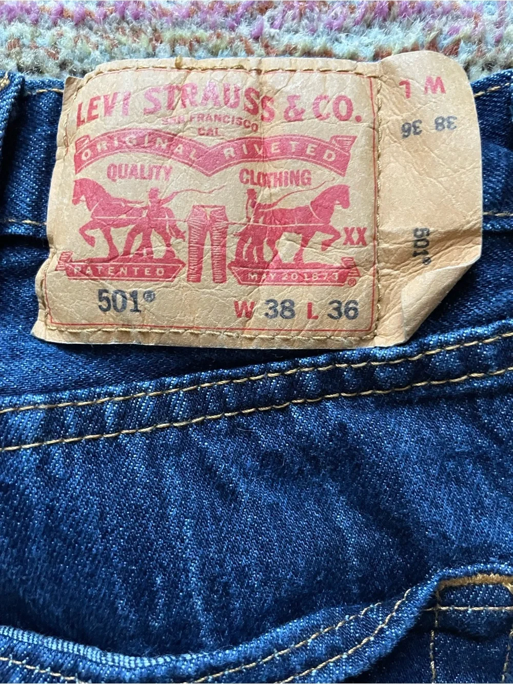 Levi's 501 Men's Straight Leg Jeans in Indigo Blue Denim Size 38x36